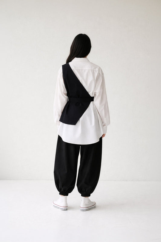 Nomad Asymmetrical Vest - Midnight Dune / Unseen Art